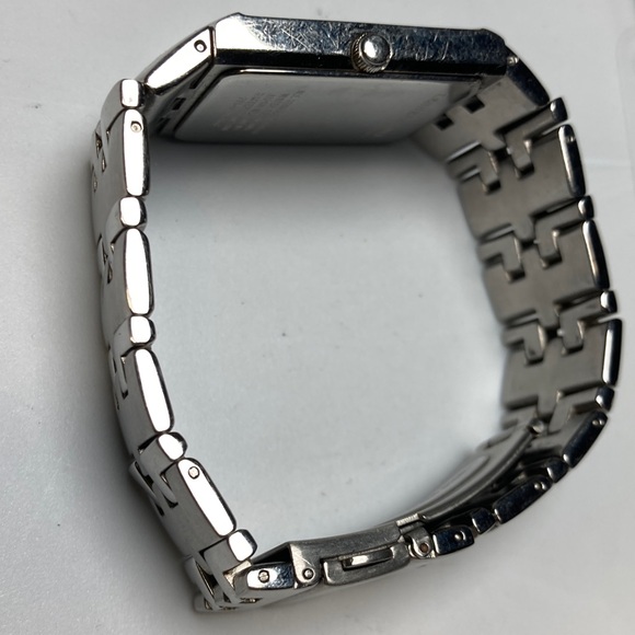 Kenneth Cole New York watch, stainless, gray dial, new battery - Picture 8 of 16